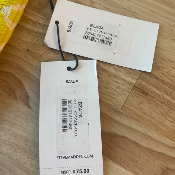 Steve Madden Embellished Yellow Clutch - NWT - Picture 3 of 4